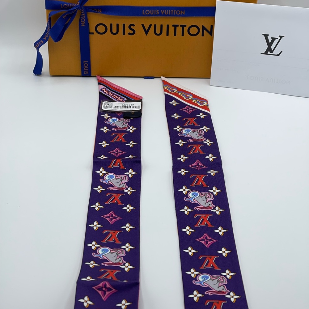 Louis Vuitton Capricorn ♑️ Astro BB Bandeau Neckerchief Twilly Scarf Wrap Rare - Picture 6 of 16